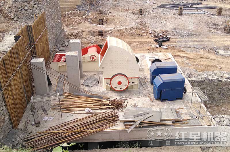 1615重錘破碎機參數(shù)_產(chǎn)量是多少？