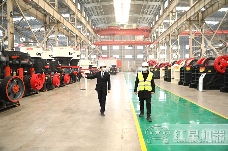 大型廠房，客戶來廠實地考察